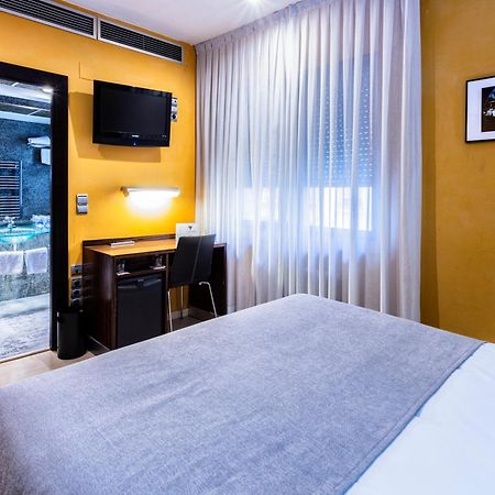 Hotel Gran Via Zaragoza Eksteriør billede